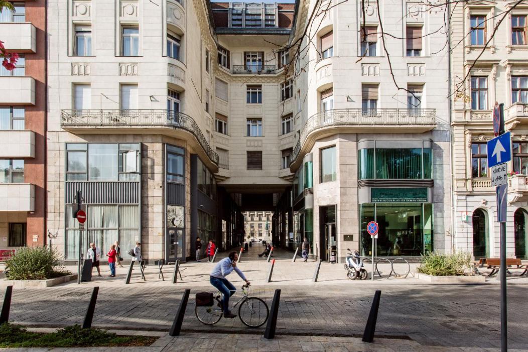 City Corso Apartman بودابست المظهر الخارجي الصورة
