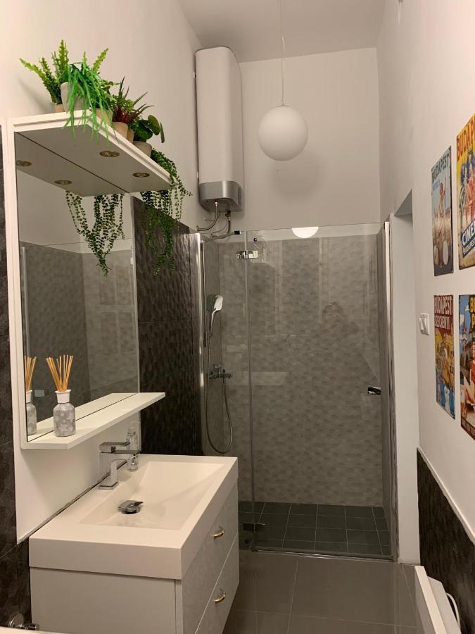 City Corso Apartman بودابست المظهر الخارجي الصورة
